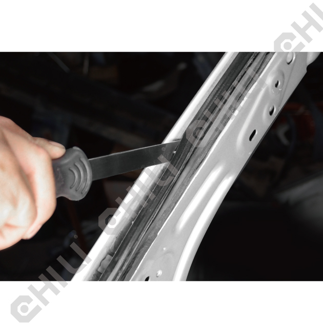 Windsheld & Pinchweld Scraper 3